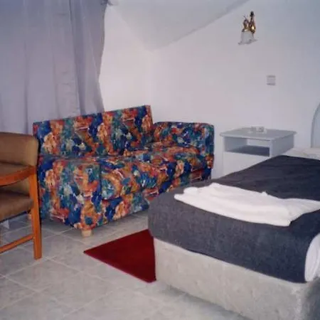 Hotell Swans 1 2*